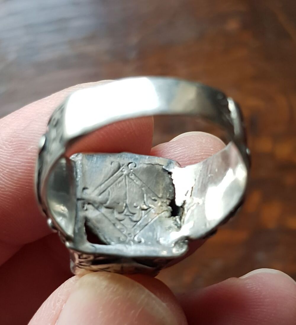 Tres bel anneau antique, 19eme sciecle, pour collectionneur Bijoux et montres