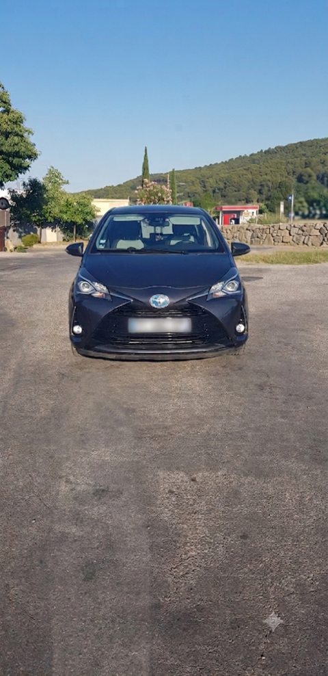 Toyota Yaris Hybride 100h Dynamic 2019 occasion Salernes 83690
