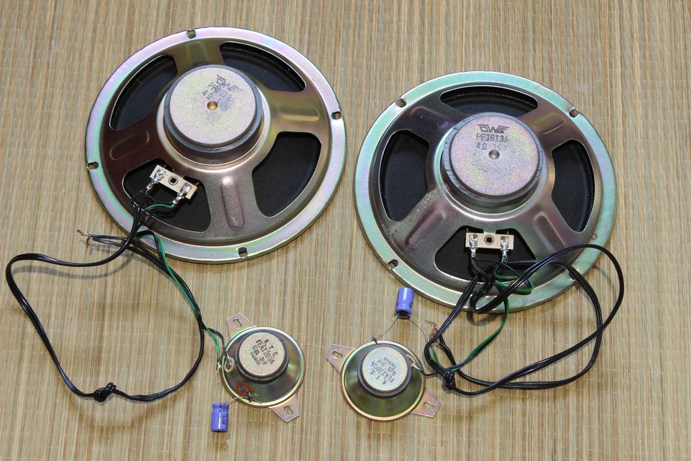 4 hauts parleurs avec filtres 35 w Audio et hifi