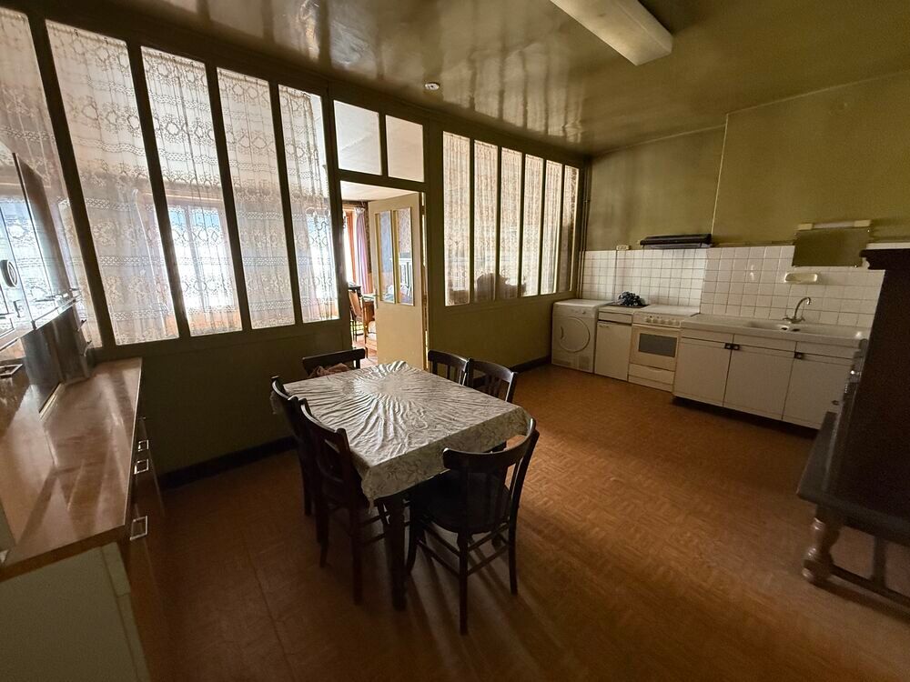 Vente Maison Immeuble - 150 m² - Logements / Maison familiale Tenay