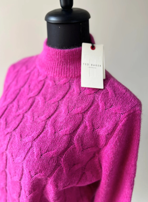 Pull  Ted Baker
M / 38 / 10�Neuf avec �tiquette 80 Nice (06)