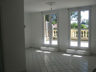  Appartement à louer 2 pièces 40 m²