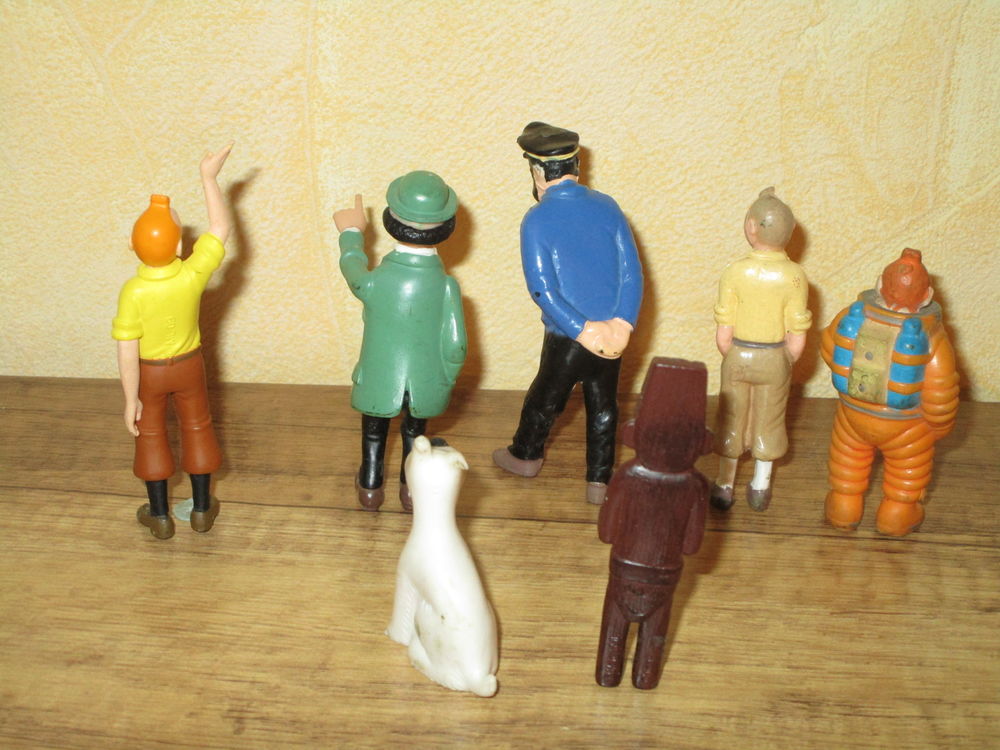 LOT VIEILLES FIGURINE TINTIN ET MILOU + STATUE Jeux / jouets