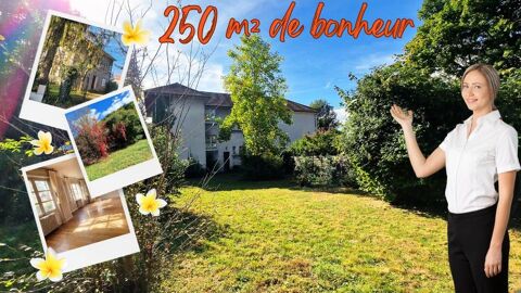   Le charme de l'ancien pour cette grande maison Bourgeoise de 250 m� implant�e sur un jardin clos et plat de 1050 m� Maison - 10 pi�ce(s) - 250 m�