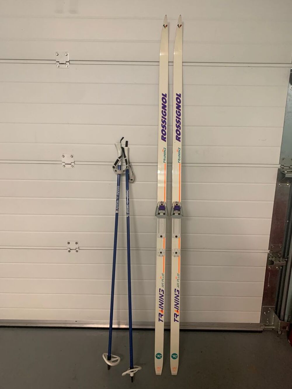 SKIS DE FOND 25€ Sports
