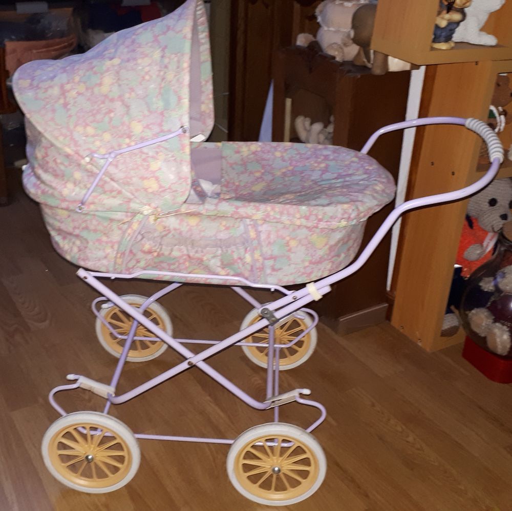 Landau poup&eacute;e Jeux / jouets