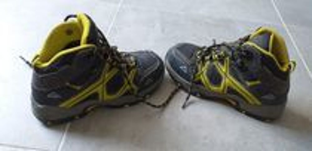 Chaussures de randonn&eacute;e Chaussures