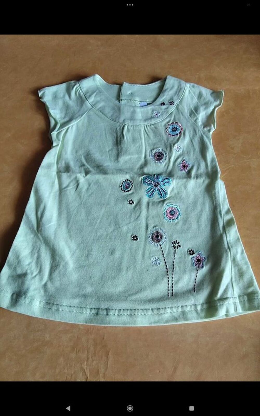 Ensemble NEUF. b&eacute;b&eacute; fille Vêtements enfants
