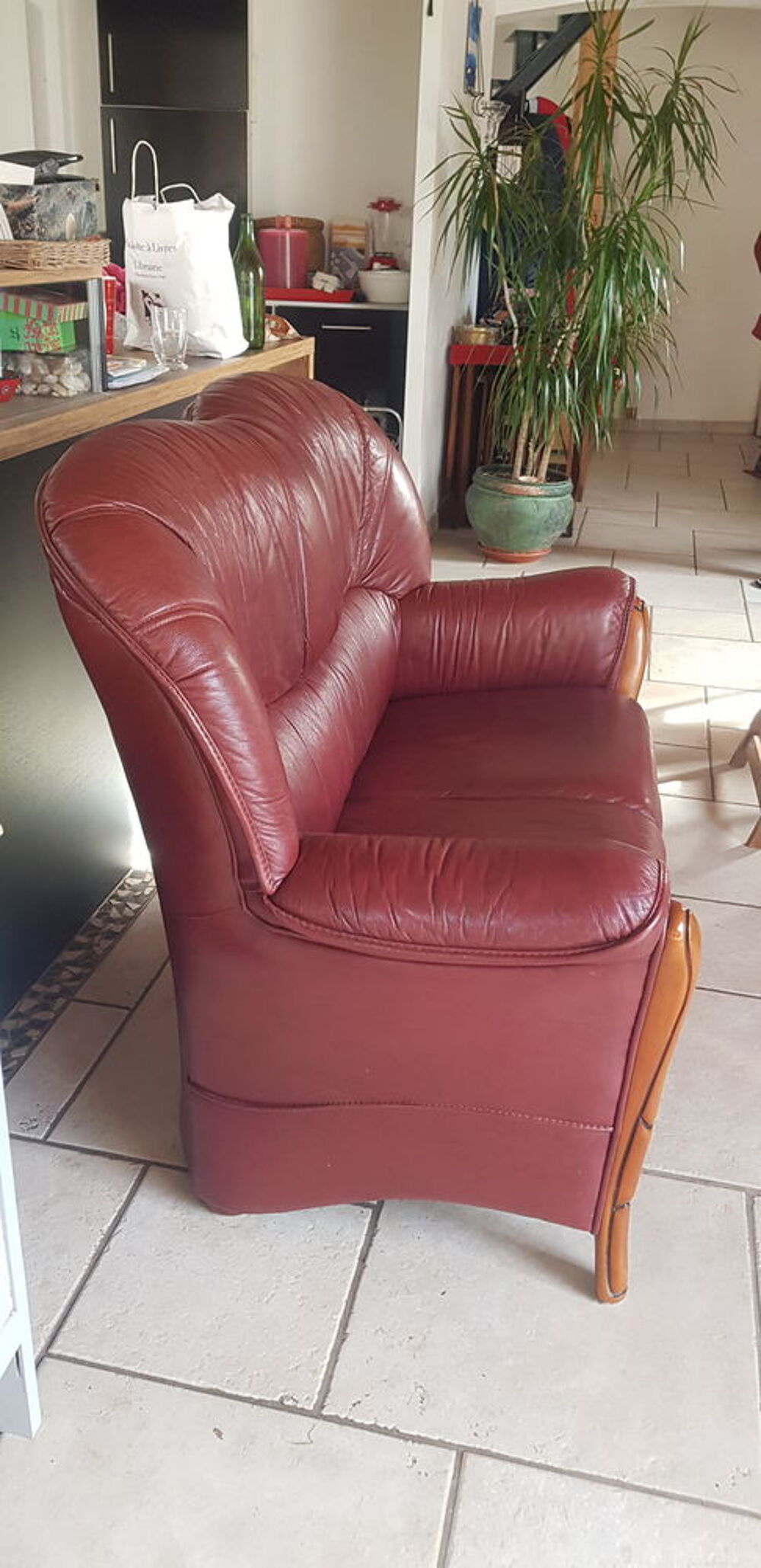 CANAPE CUIR ET BOIS Meubles