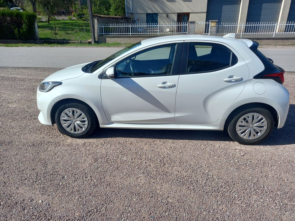 Yaris STE AFFAIRE 1.5 DYNAMIC BUSINESS 116 GPS 2 PLACES 26234 KMS 2024 occasion 88220 Urim&eacute;nil