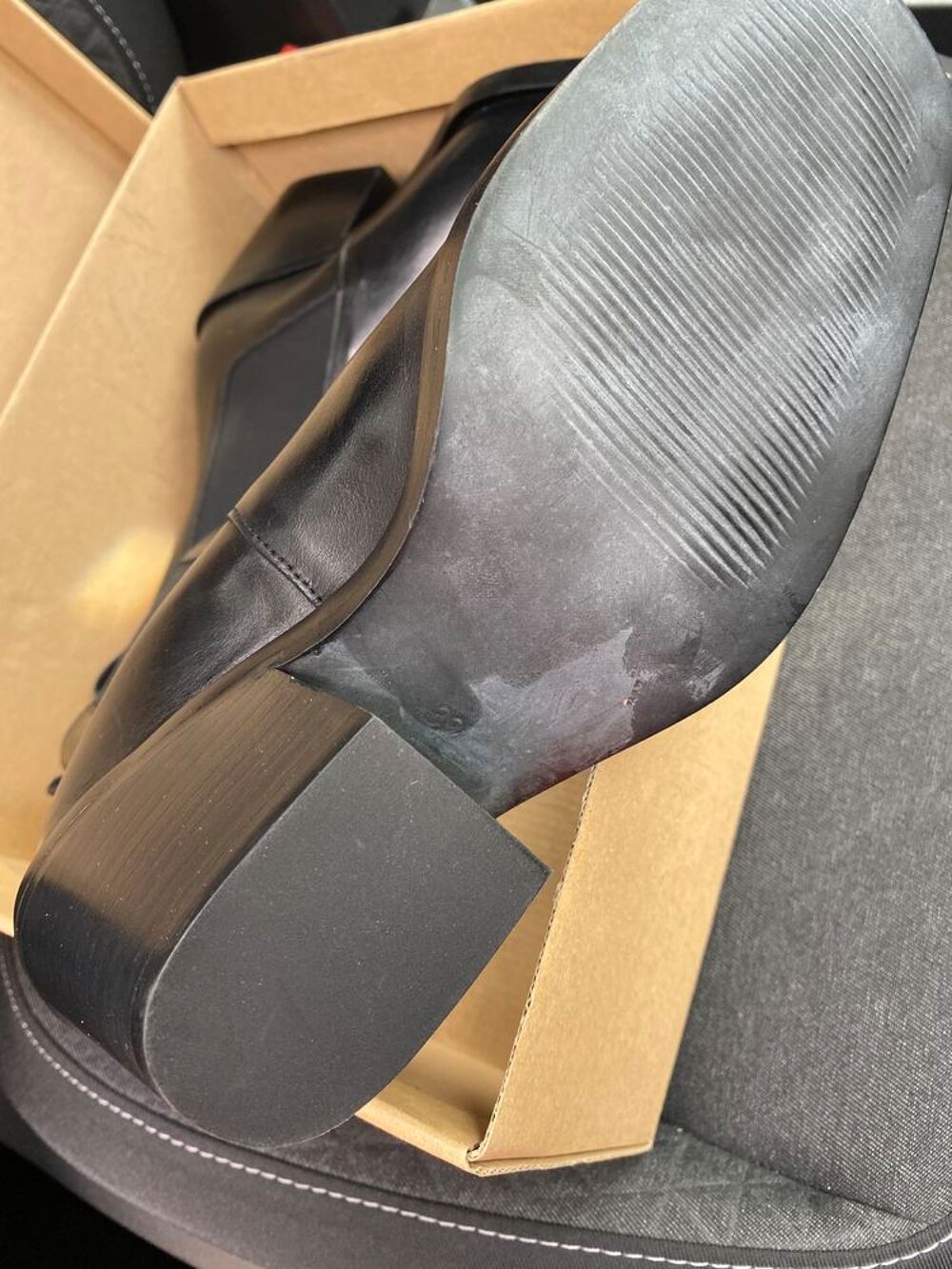 Bottes cuir noir taille 38 Chaussures