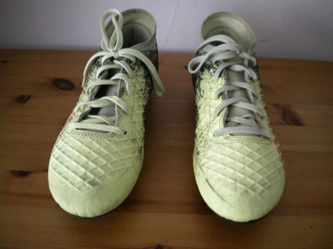 chaussure football 3 Combs-la-Ville (77)