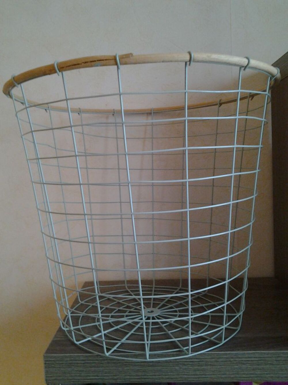 panier en m&eacute;tal Décoration