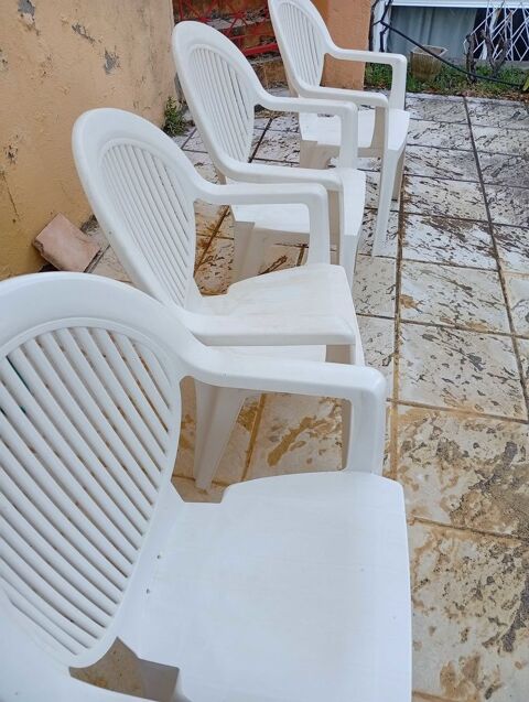 fauteuils de jardin Reillanne (04)