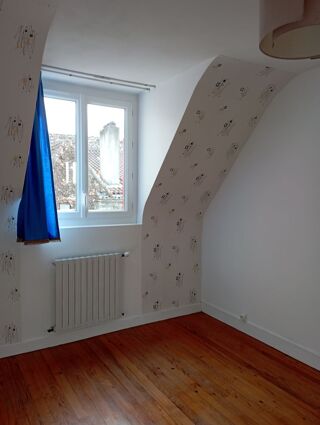  Duplex/triplex à louer 4 pièces 99 m² Orthez