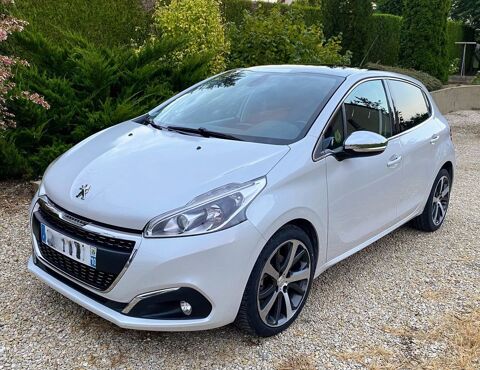 Peugeot 208 1.6 BlueHDi 120ch BVM6 Féline