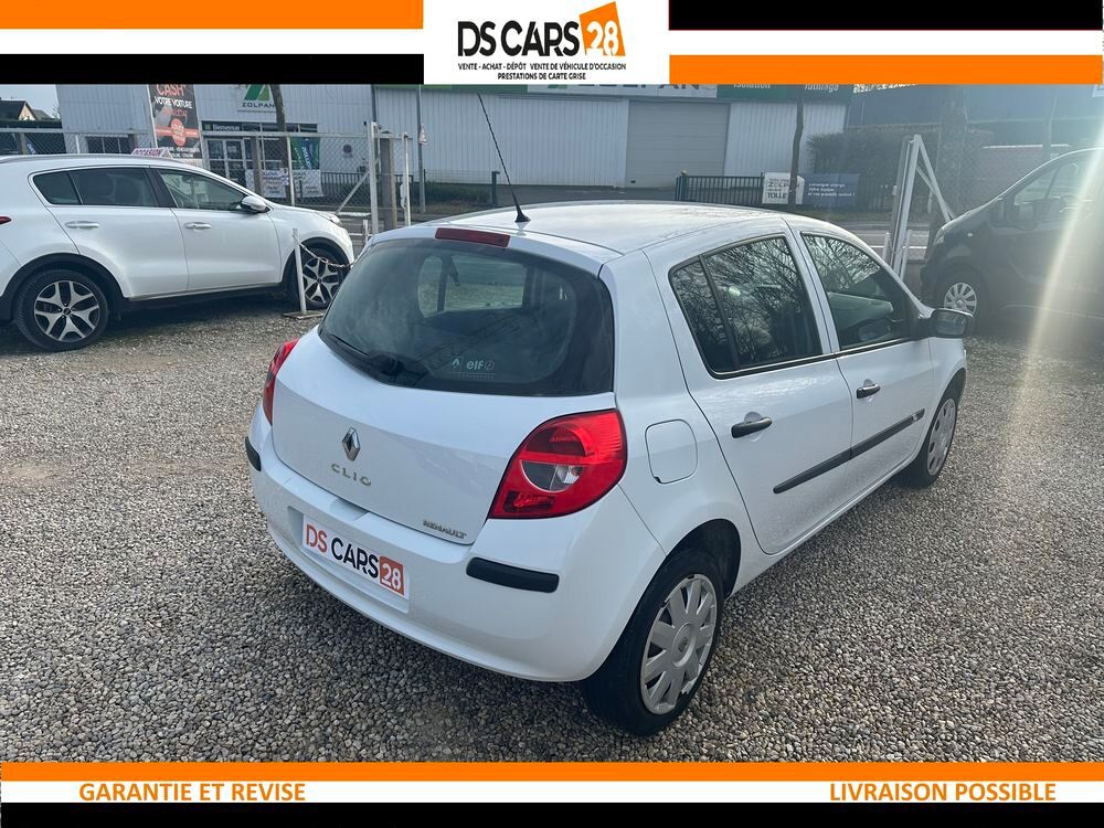 Clio III Clio 1.2 16V 75 Pack Authentique 2005 occasion 28000 Chartres