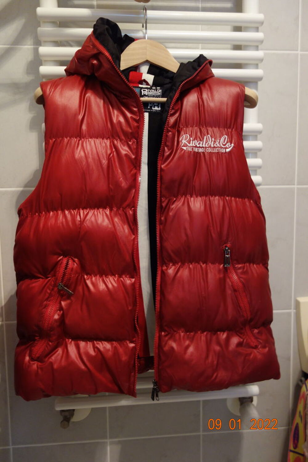 Doudoune RIVALDI
Vêtements