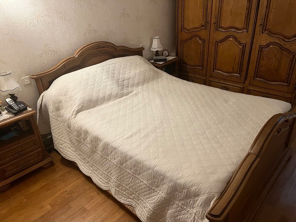 Chambre compl&egrave;te Meubles