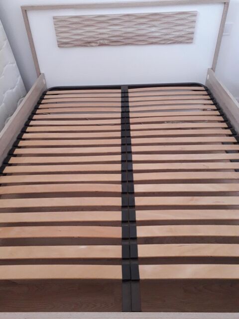 Lit adulte moderne 140x190 cm CURTYS de CONFORAMA
180 Fumel (47)