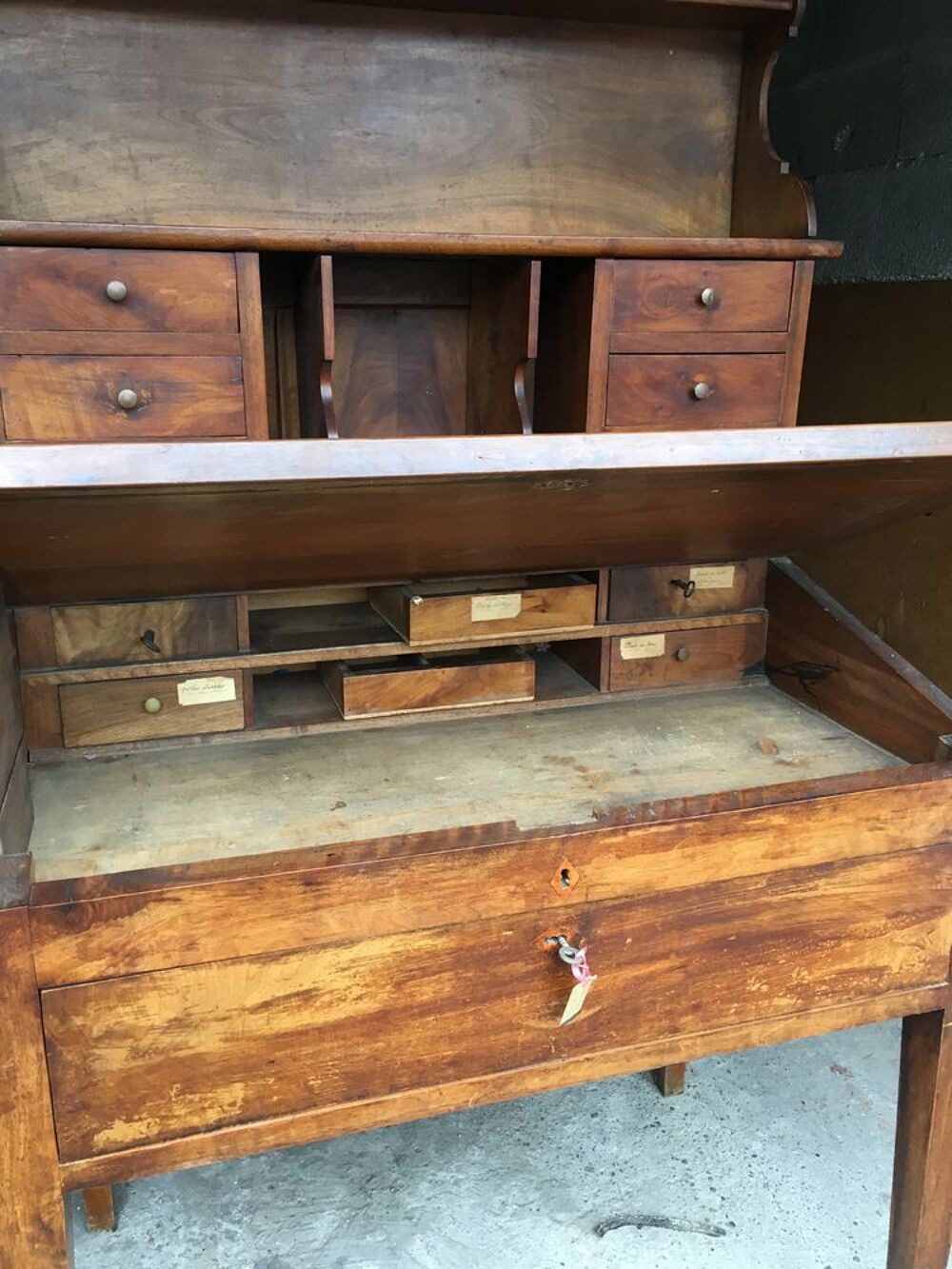 Pupitre de cur&eacute; Meubles