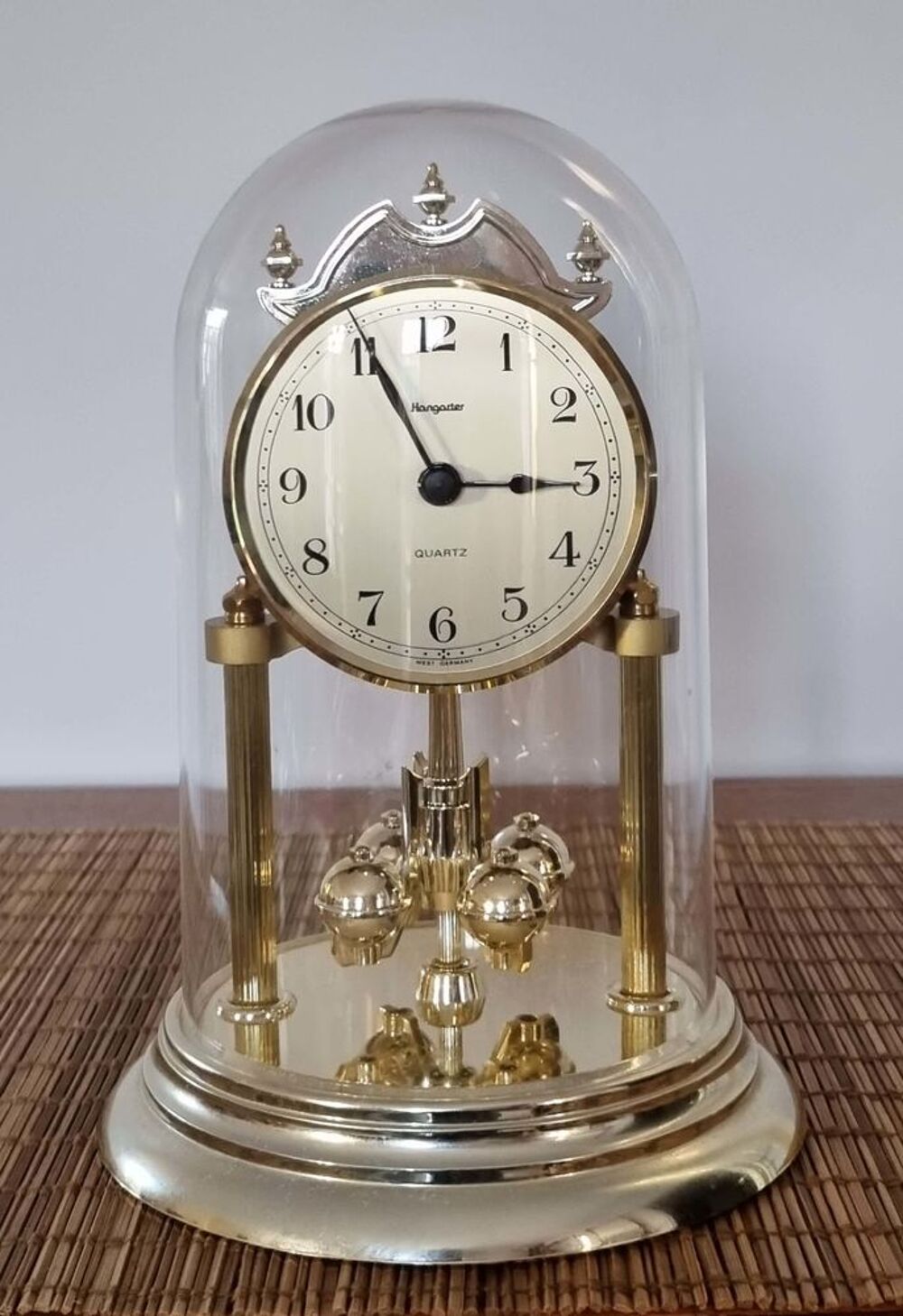 PENDULE 400 JOURS A PILE Décoration