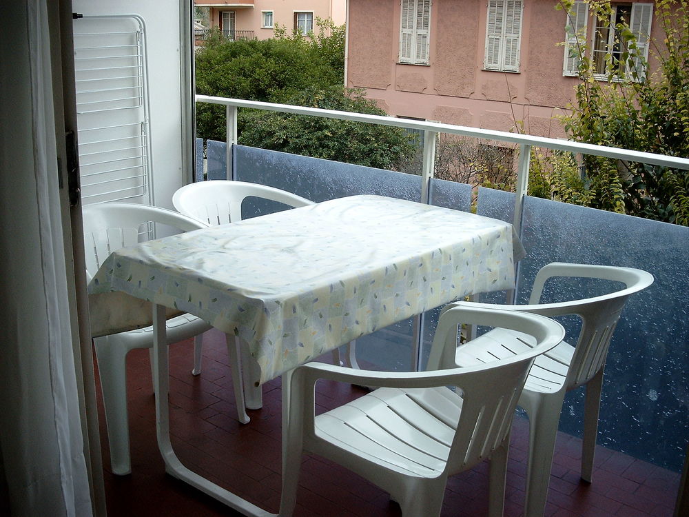   studio balcon 100m mer Roquebrune Menton Provence-Alpes-Côte d'Azur, Roquebrune-Cap-Martin (06190)
