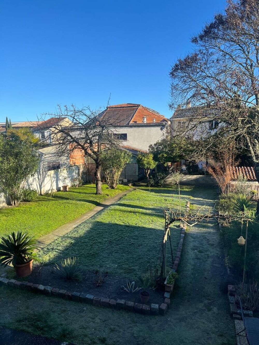 Vente Appartement BORDEAUX CHARTRONS - T4 entièrement rénové, garage/buanderie Bordeaux