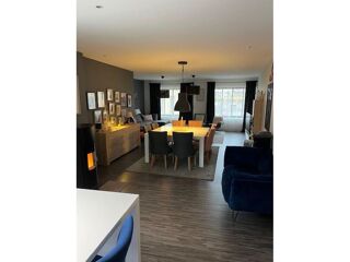  Immeuble à vendre 8 pièces 230 m²