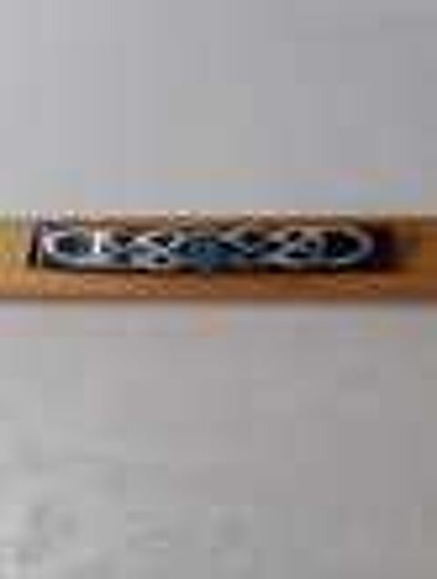 Bracelet en tissu ska&iuml; bleu marine brod&eacute;,bouton bleu fleurs Vtements
