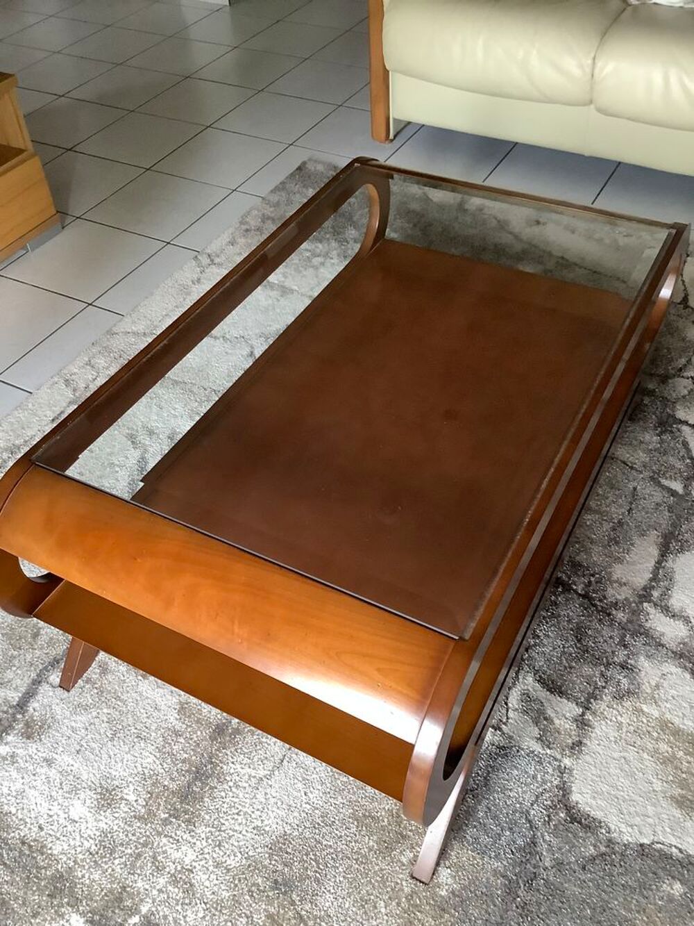 Belle table de salon Meubles