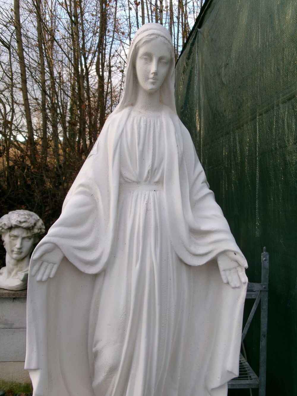 Statue Vierge Marie, en pierre reconstitu&eacute;e Décoration