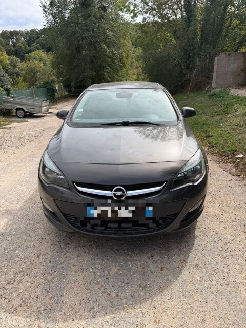 Opel astra J