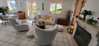 Villa  vendre 8 pices 270 m Barlest