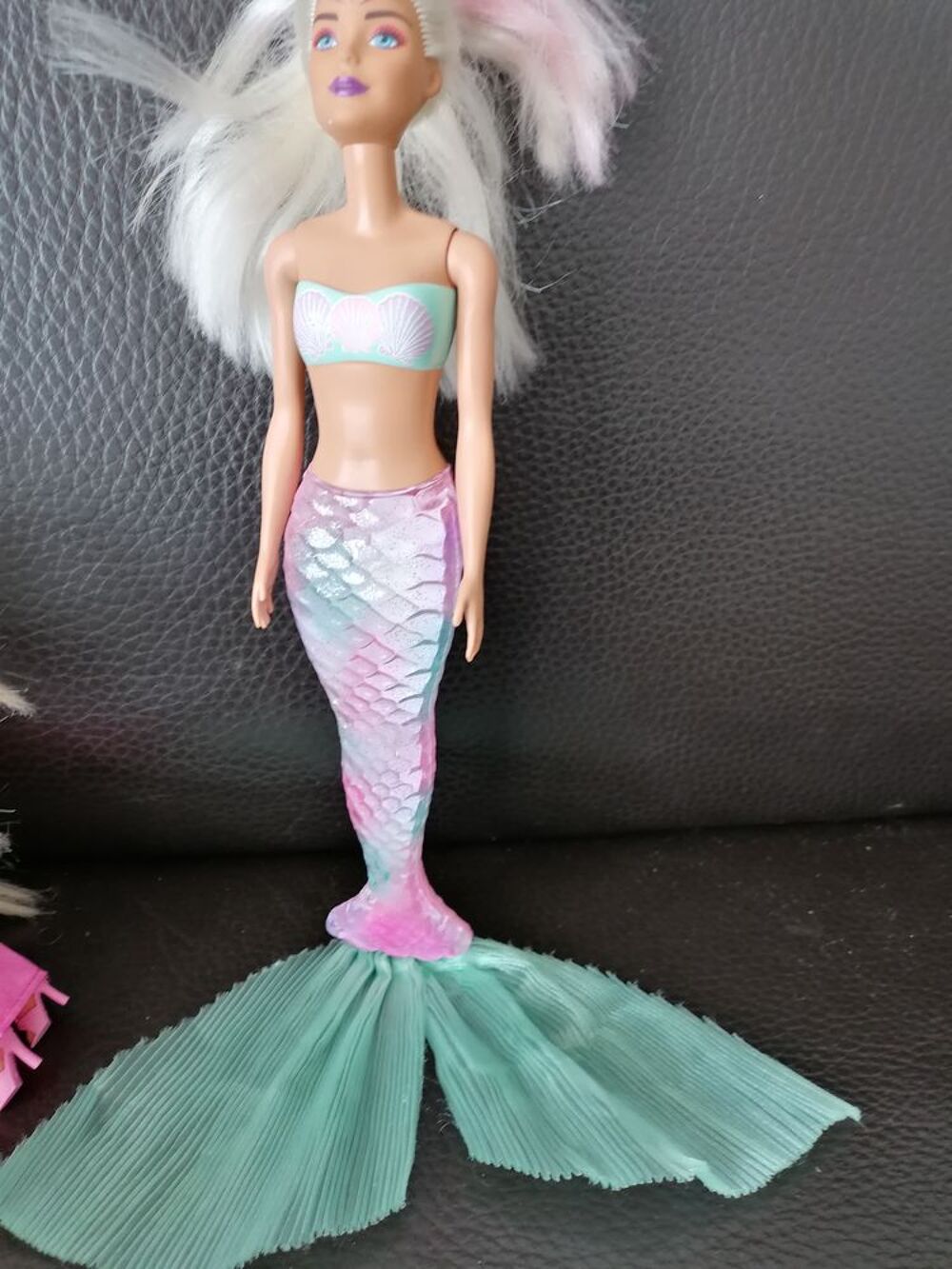 Poup&eacute;es Barbies 10€ Jeux / jouets