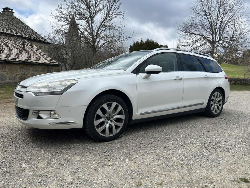 C5 Tourer V6 HDi 240 FAP Exclusive+ A 2011 occasion 48100 Marvejols