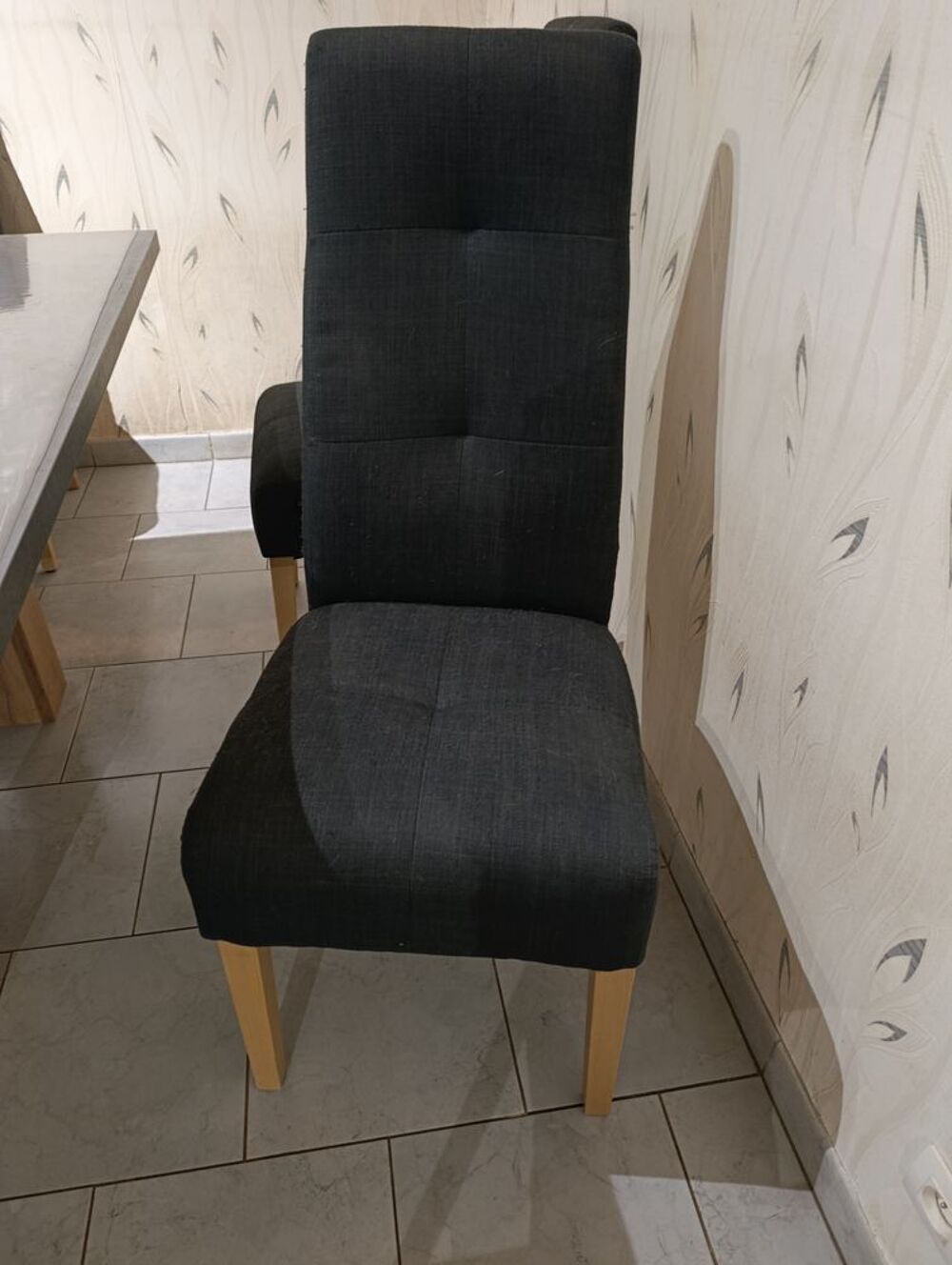 Table salle a manger avec chaises Meubles