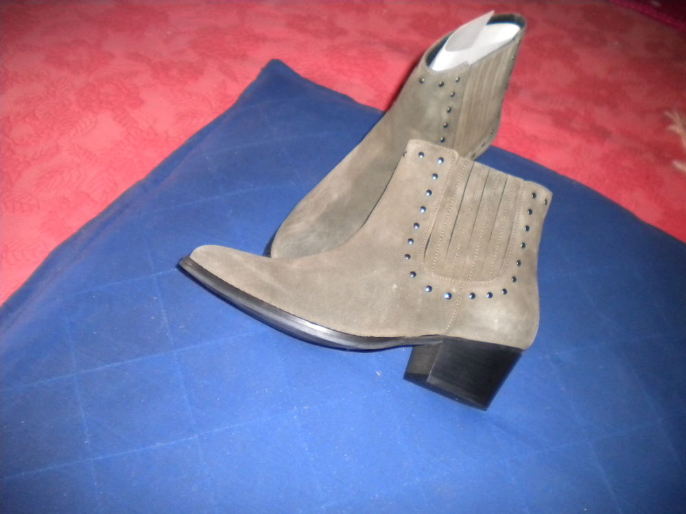 bottines neuves taille 39 Chaussures