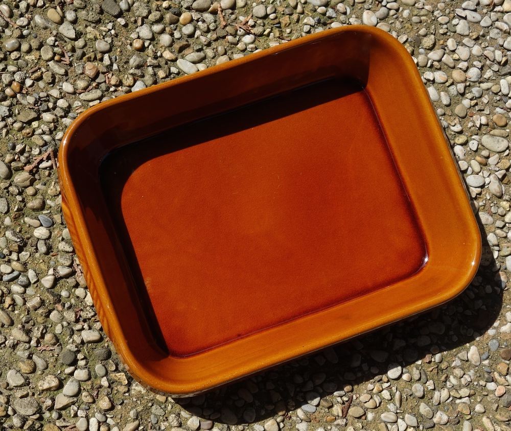 Plat en gr&egrave;s Cuisine