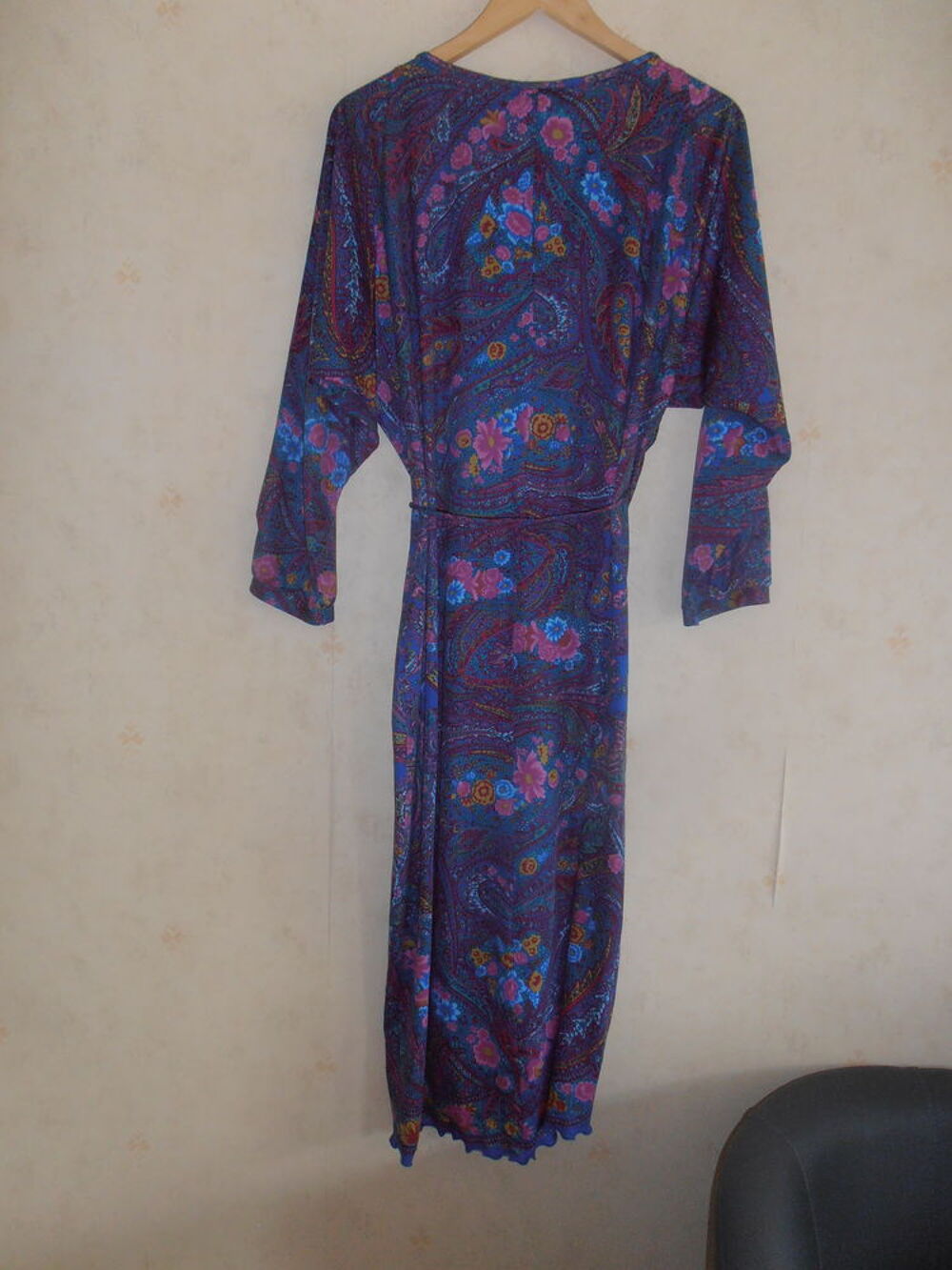 Robe d'h&ocirc;tesse motifs cachemire (82) Vêtements