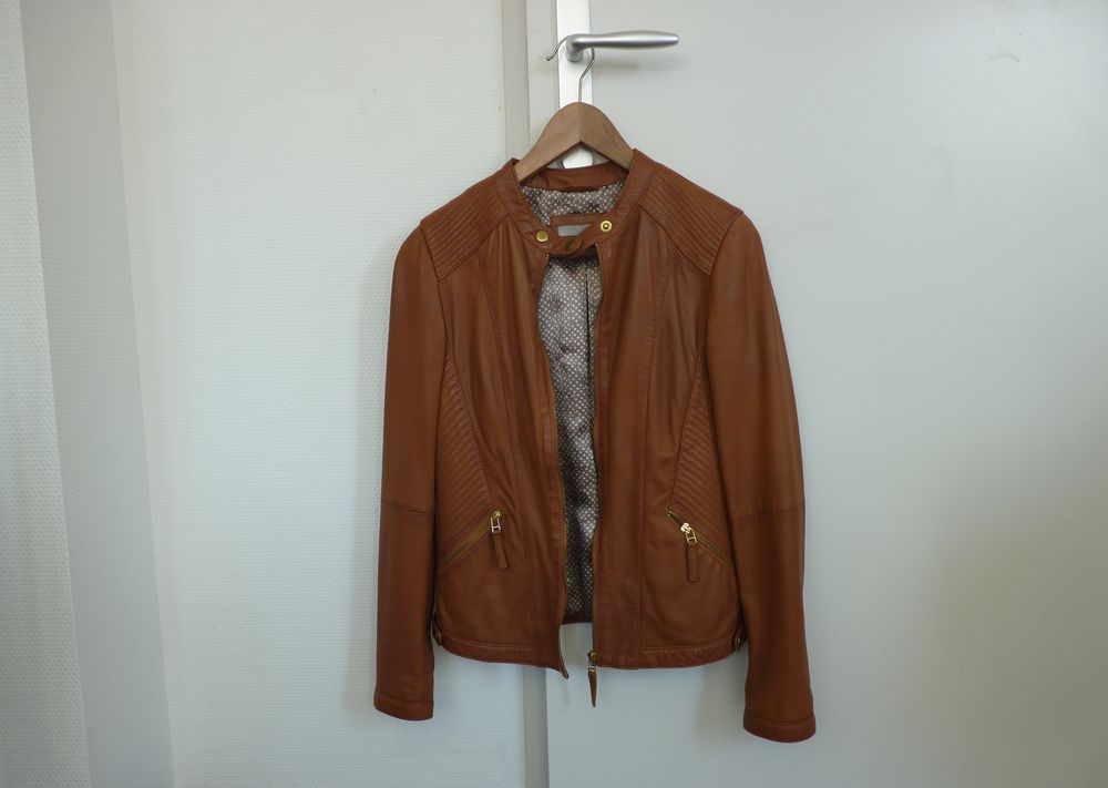 VESTE EN CUIR MARRON Vêtements
