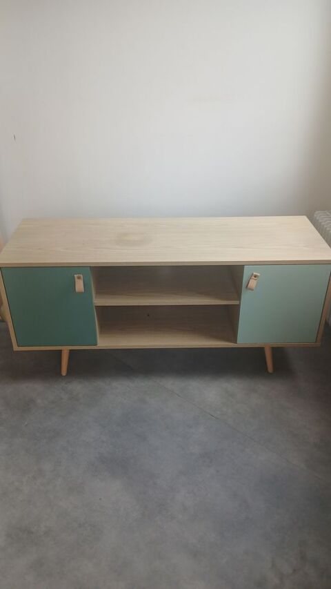 : A brader trois meubles 50 Le Pecq (78)