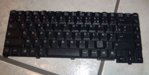 Clavier fran�ais azerty Compaq 9 Colombier-Fontaine (25)