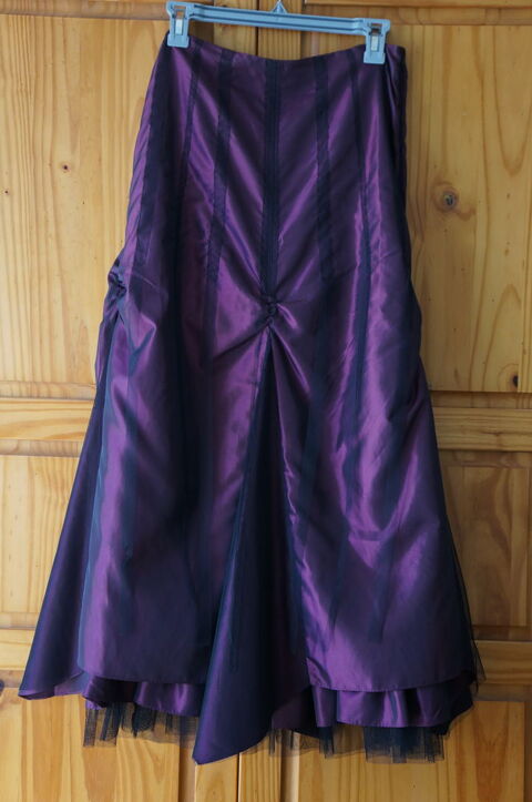 Jupe longue pour les ftes ou tenue de soire : T. 40 25 Charmes-sur-l'Herbasse (26)