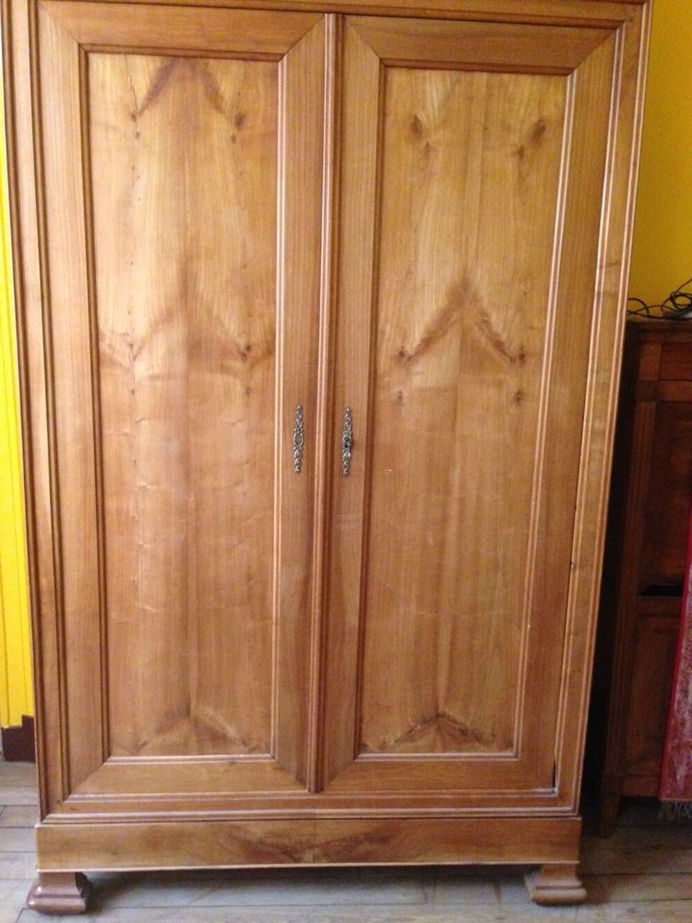 Armoire ancienne merisier clair Meubles