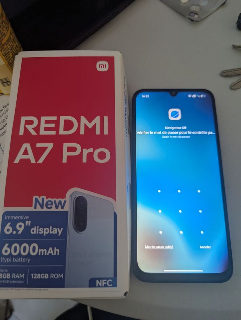 Redmi A7 pros &eacute;tat neuf dans sa bo&icirc;te jamais utilis&eacute; Téléphones et tablettes