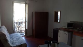  Appartement à louer 1 pièce 18 m² Lespignan