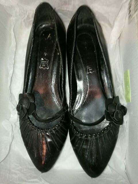 Chaussures Ballerine noire marque  Andr Taille 37 6 Villiers (86)