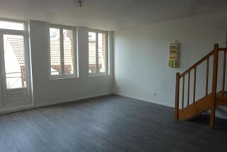  Appartement à louer 2 pièces 61 m²