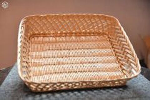 Corbeille en osier neuve et autres articles 5 M�rignies (59)